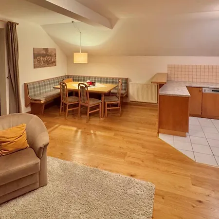 Oswaldeck Apartmán *
